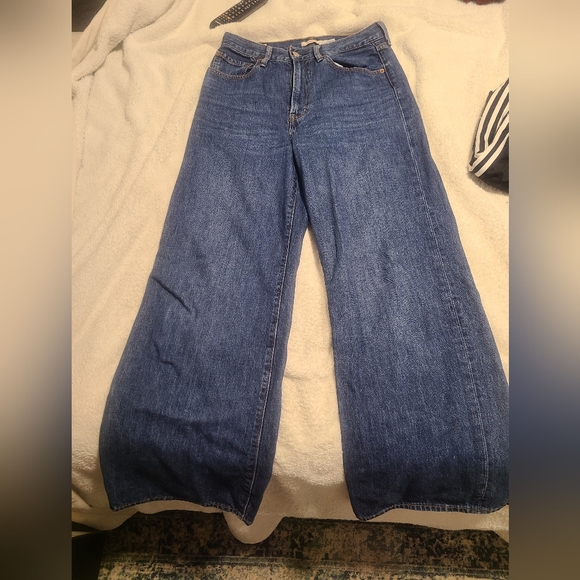 Jeans - Picture 1 of 1